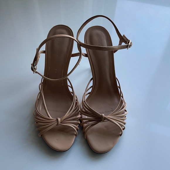 Zara straps sandals w/translucent stiletto heels - Picture 2 of 4